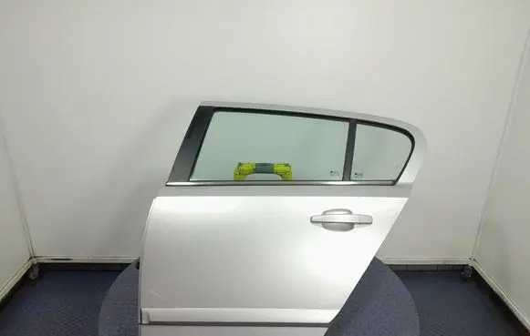 Rear door