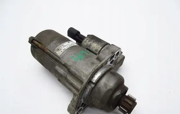 Volkswagen PASSAT B7 Starter motor 02M911024A