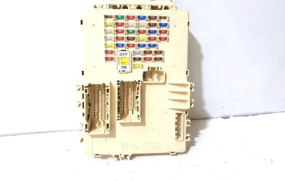 Hyundai i40 Fuse module