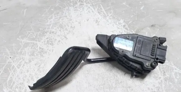 Renault Espace - Grand espace IV Accelerator throttle pedal 6PV00811918 8200007513