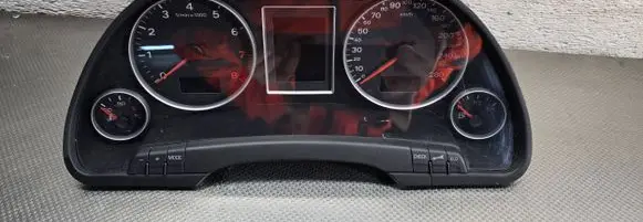 Audi A4 S4 B7 8E 8H Speedometer (instrument cluster) 8E0920900S