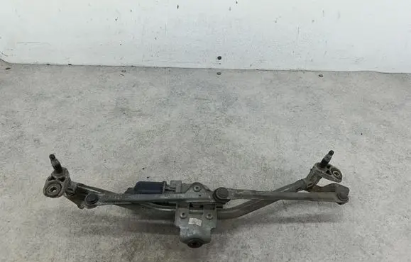 Volkswagen Polo IV 9N3 Front wiper linkage 6Q1955113A