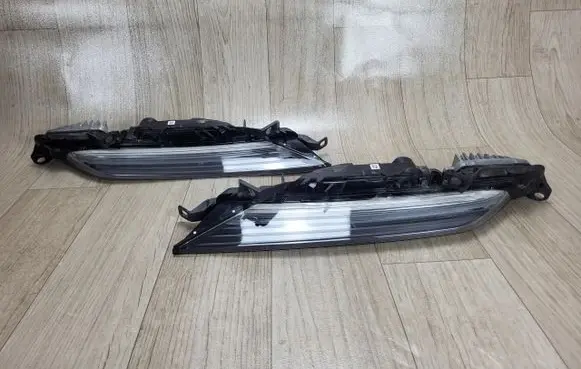Porsche Macan (95B) Front fog light 95B953042B 95B953041B