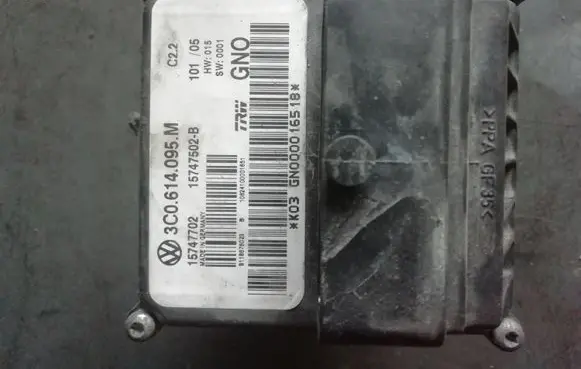 Volkswagen PASSAT B6 ABS Pump 3C0614095M 15747702 15747502B
