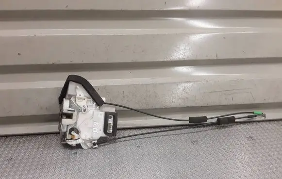 Subaru Impreza III Rear door lock