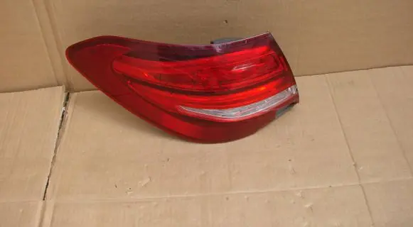 Rear/tail lights