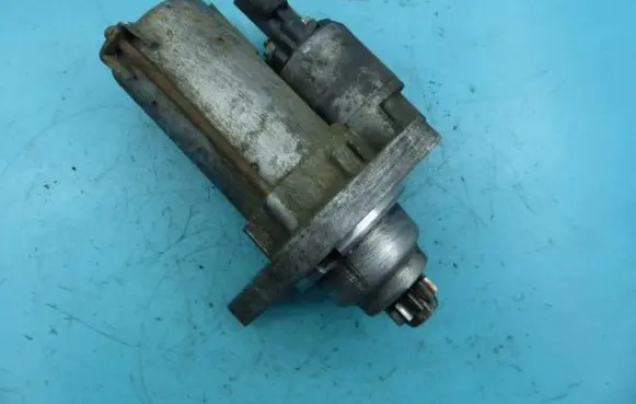 Skoda Octavia Mk2 (1Z) Starter motor D6GS11 IMPRK1133171