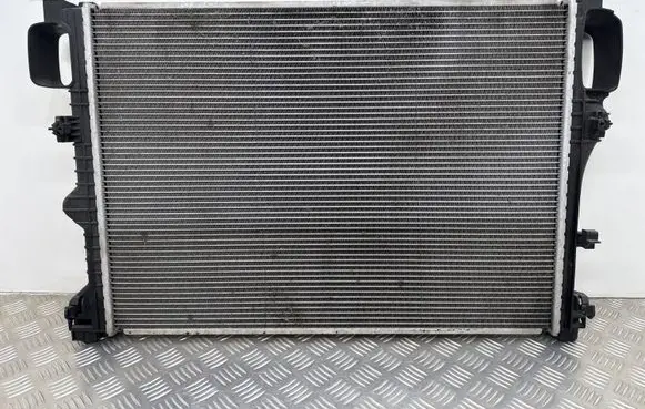 Mercedes-Benz S W221 Coolant radiator 62702501E