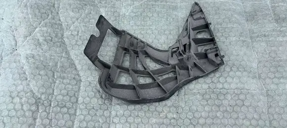 BMW 5 G30 G31 Front bumper mounting bracket 7385347