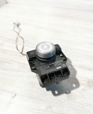 Mercedes-Benz C W204 Multifunctional control switch/knob A2048707658 03358060200