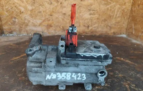 Lexus HS Air conditioning (A/C) compressor (pump) 8837075010