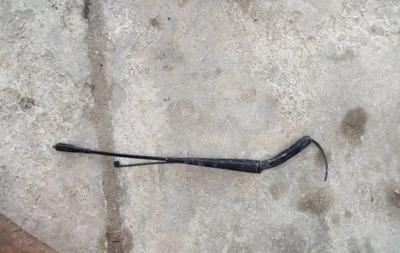 Mercedes-Benz GLE AMG (W166 - C292) Front wiper blade arm A0018206144