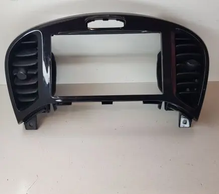 Nissan Juke I F15 Dash center air vent grill 682601KE0A 682U11KE0A