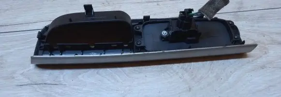Volvo V50 Front door window switch trim 8663815