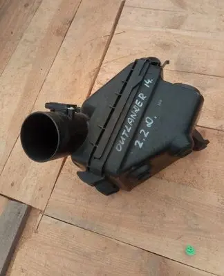 Mitsubishi Outlander Air filter box 1500A271