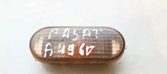Volkswagen PASSAT B4 Front fender indicator light 3A0949117B
