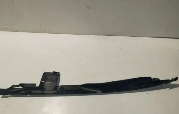 Honda Accord Fender end trim Z4207TL0