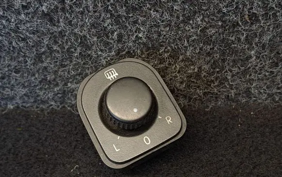 Volkswagen PASSAT B6 Wing mirror switch 1K0959565H