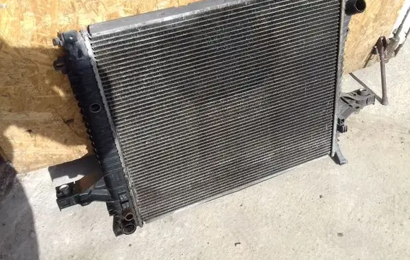 Volvo XC90 Coolant radiator