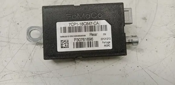 Ford C-MAX II Aerial antenna amplifier 7CP118C847CA