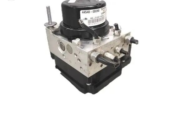 Toyota Yaris ABS Pump 445400D280 06210246564