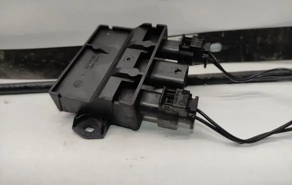 BMW 3 F30 F35 F31 Homelink control unit 7458420 61357496165 61357458420