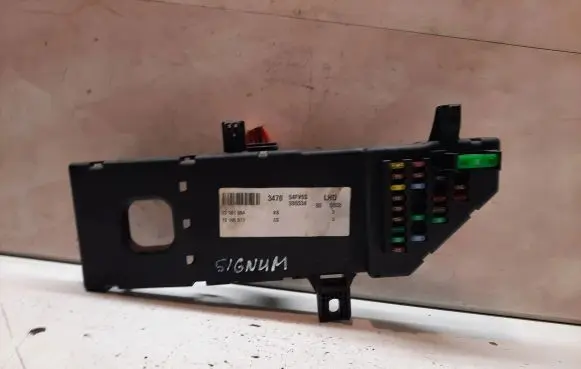 Opel Signum Fuse box set 13165971 086534 3470