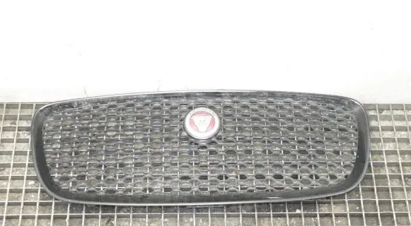 Jaguar F-Pace Quarter panel pressure vent HK83018K28AA