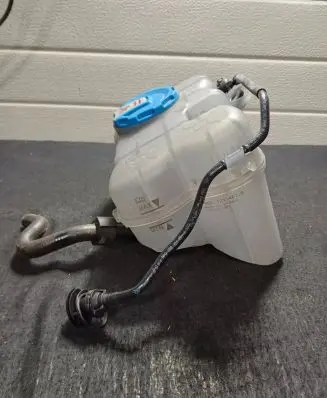 Porsche Macan (95B) Coolant expansion tank/reservoir 95B121407B