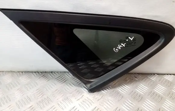 Hyundai ix35 Rear side window 878102S000