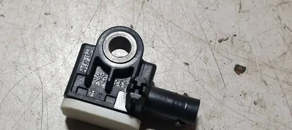 Dodge Durango III Airbag deployment crash/impact sensor A1668210151 7535965 56054085AA