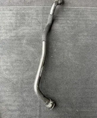 Mercedes-Benz E W213 Engine coolant pipe/hose A2135017600 ZGS004 18566687