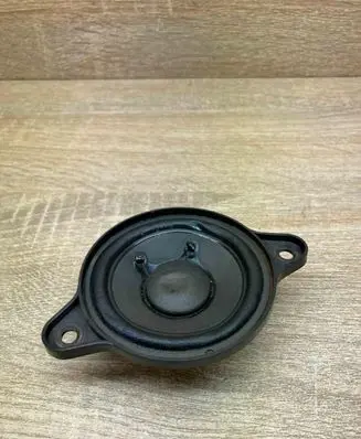 Mercedes-Benz E W211 Panel speaker A2118203002