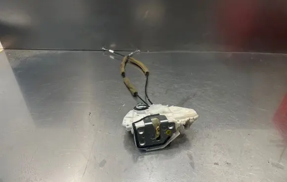Honda Civic Front door lock