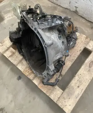 Citroen C4 Cactus Manual 6 speed gearbox 9680886610