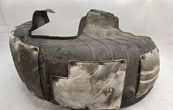 Rear arch fender liner splash guards
