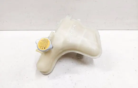 Mitsubishi Outlander Coolant expansion tank/reservoir 