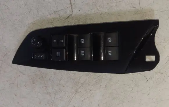 Toyota Prius (XW50) Electric window control switch 8404047070