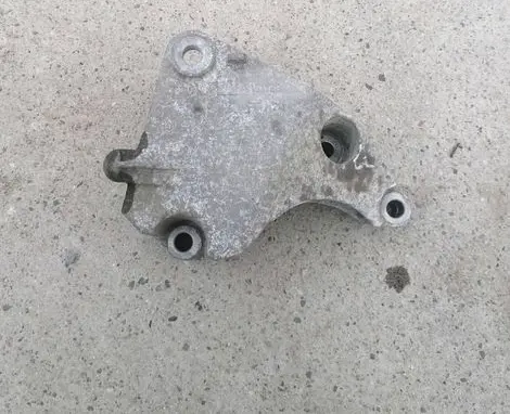 Opel Vectra C Gearbox mounting bracket 9191126