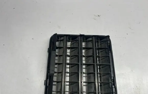 Ram 1500 Quarter panel pressure vent 68323649AB