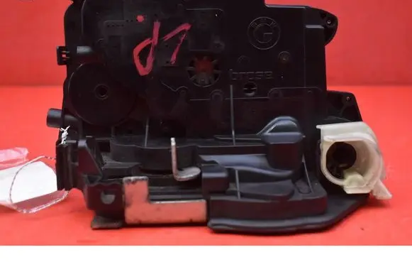 BMW 7 F01 F02 F03 F04 Front door lock 7229471