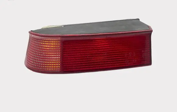 Alfa Romeo 164 Rear/tail lights 60566141