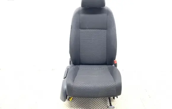 Volkswagen Golf VI Front passenger seat 
