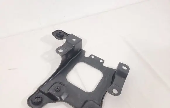 Ford C-MAX I Battery tray 3M51R6K034AF