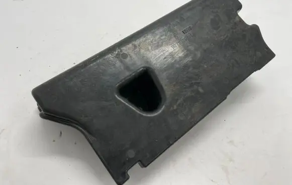 Mercedes-Benz A W177 Other engine bay part A1773410200
