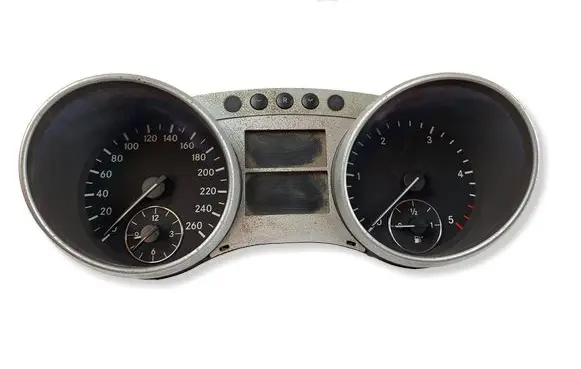 Mercedes-Benz ML W164 Speedometer (instrument cluster) A2514405211