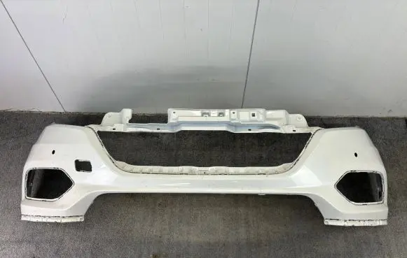 Honda HR-V Front bumper 71100-T7A-J000 Z1329