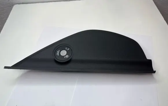 Hyundai Kona I Dashboard side end trim 84767J9200
