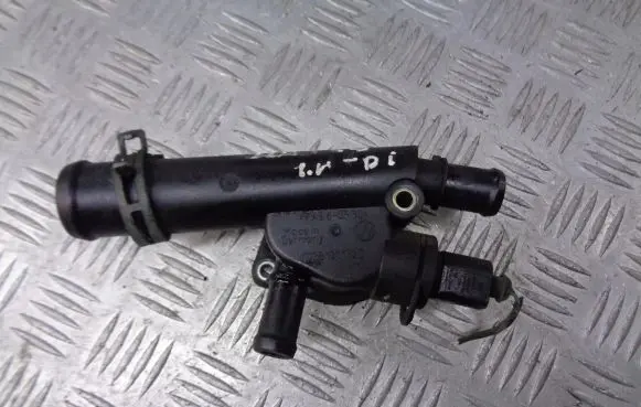 Seat Ibiza III (6L) Engine coolant pipe/hose 038121132D