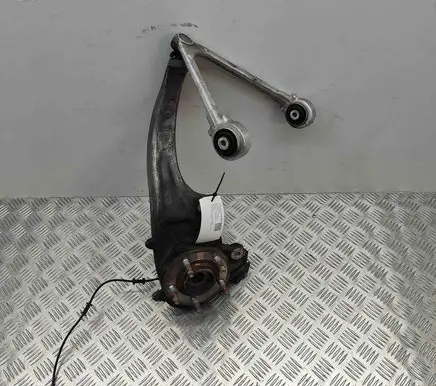 Jaguar XJ X351 Front wheel hub AW933K186CA